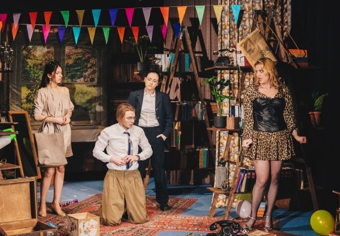 teather lovech 1004241 2 Най-новият хит на Ловешкия театър „Малката книжарница“ гостува в столицата на 18 април