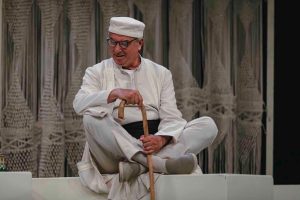 teather lovech 104241 2 Ловешкият драматичен театър с награди и признание на Национален фестивал на комедийните спектакли „Чудото”