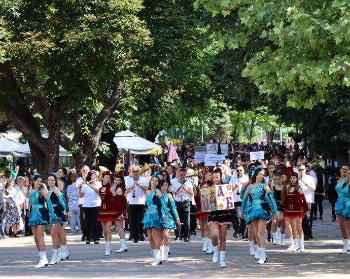 24mai lovech 2405241 05 Празникът на българската писменост, знанието и науката в Ловеч
