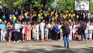 ezikova 1305241 3 Кметът на Община Ловеч поздрави днес със завършването випуск 2024 на ПЕГ „Екзарх Йосиф I“