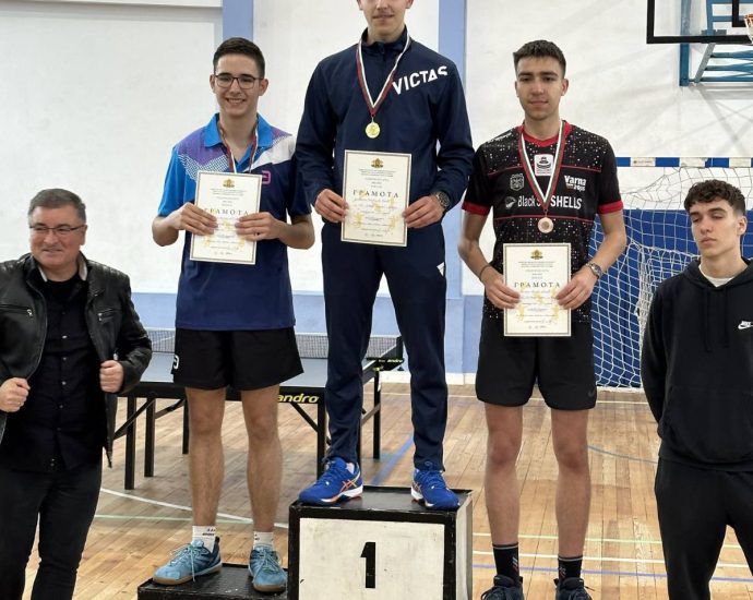 tenis na masa georgi 1005241 2 Георги Вълов от Луковит,  ученик в ПЕГ ,,Екзарх Йосиф I'' – Ловеч, спечели националната титла в индивидуалната надпревара на ученическото първенство по тенис на маса