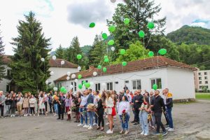 teteven abiturienti 1405241 10 Средните училища в Тетевен изпратиха абитуриентите от випуск 2024