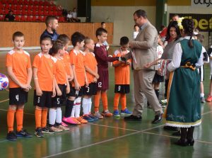 turnir football 805241 1 ОУ „Васил Левски“ е победителят в турнира по футбол на малки врати от спартакиадата „Пламъчета сини“