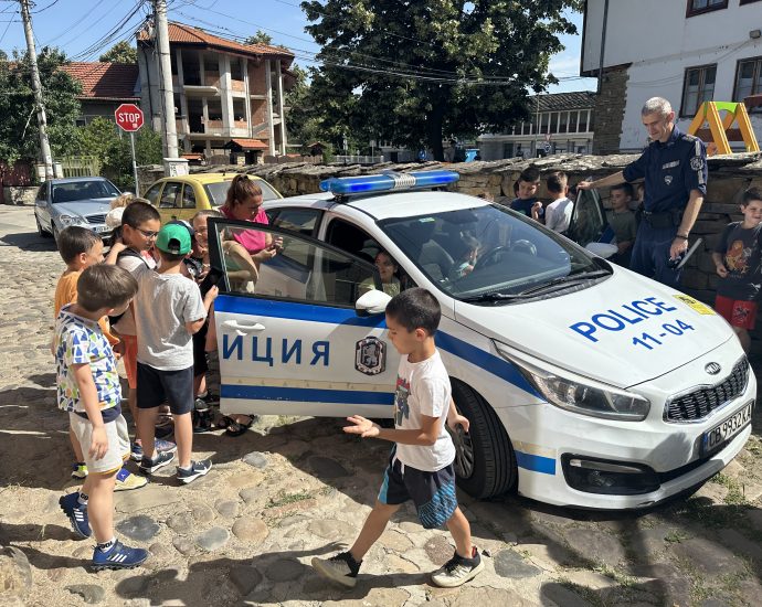 deca police 1106242 Превантивната работа на Пътна полиция продължава и през лятото