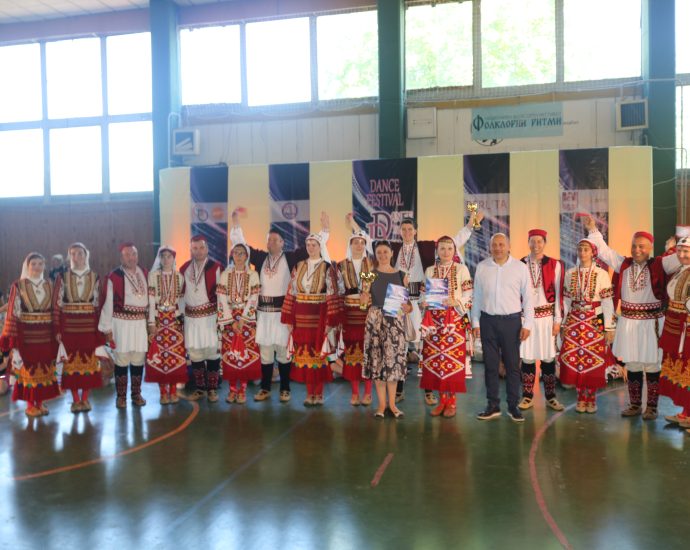 tancov festival 1806241 2 Танцов състав от музикална вокално-танцова школа „Лира Груп България“ – София, спечели Купата на кмета в танцовият фестивал „Танцувай и мечтай“