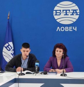 uchenicheski savet 2706241 Деветима ученици от област Ловеч ще бъдат отличени за принос в развитието на ученическото самоуправление и училищния живот