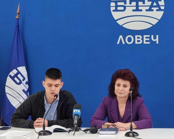 uchenicheski savet 2706241 Деветима ученици от област Ловеч ще бъдат отличени за принос в развитието на ученическото самоуправление и училищния живот