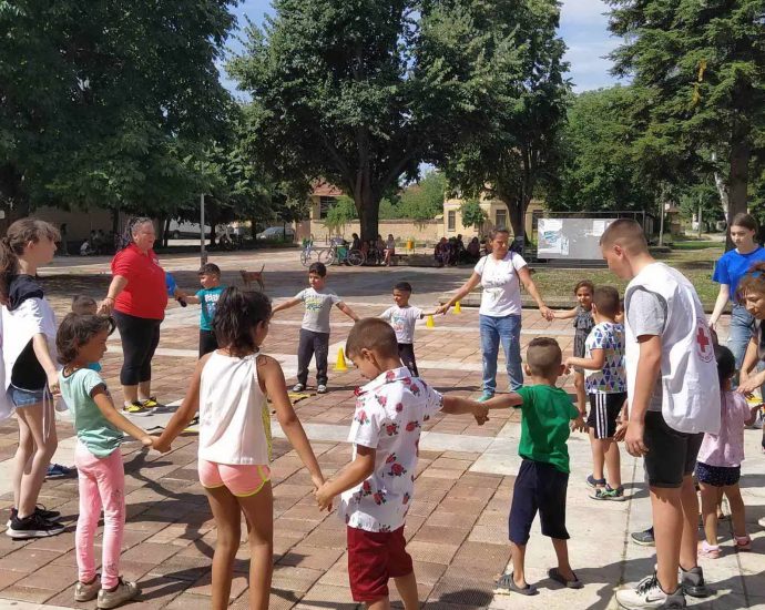 zabavno liato 2806241 17 „ЗАБАВНО ЛЯТО 17“ ПРОДЪЛЖАВА В НАСЕЛЕНИТЕ МЕСТА ОТ ОБЩИНА ЛОВЕЧ