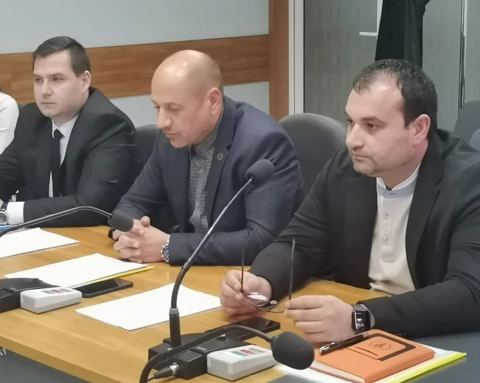 kmet zam obs 2307241 e1721756031531 Кметът Петков предлага значително увеличение на три вида местни данъци от 2026 г.