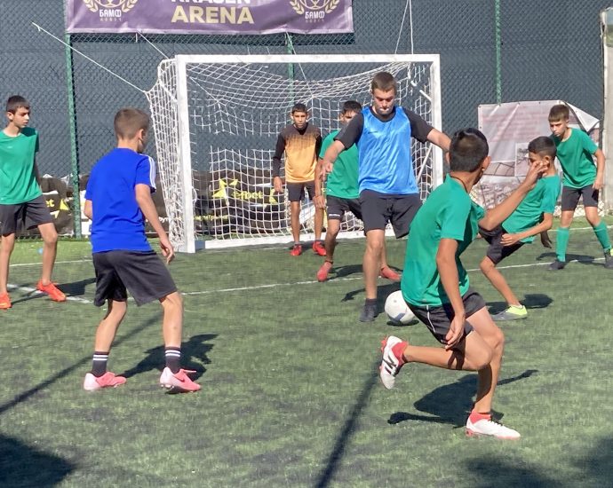 turnir fotbol deca 1209241 3 Седем отбора взеха участие в турнира по футбол за деца и младежи от 9 до 15 години