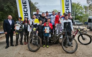 deca kolela 10241 8 В парк "Стратеш" в Ловеч се проведе финалният кръг от Детските Даунхил Серии за сезона
