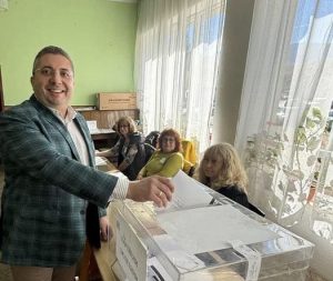 nankov 2710241 e1730026345109 Николай Нанков: И днес гласувах за сигурност и стабилност. Гласувах за това да не губим повече време, а да продължим градежа на страната ни.