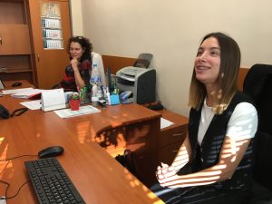 otvoren vrati sad 2510241 4 Над 60 деца от 4 ловешки училища посетиха Окръжен съд – Ловеч в Деня на отворени врати. Поводът беше Европейският ден за гражданско правосъдие