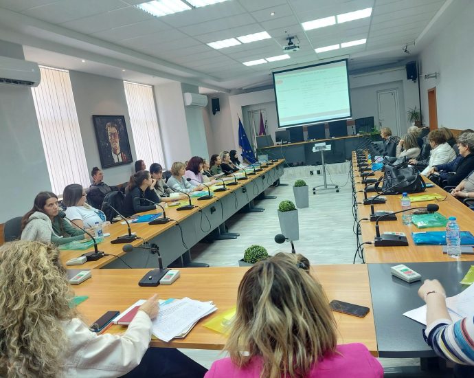 seminar 3010241 Mедицински специалисти от детското и училищното образование взеха участие в обучителен семинар