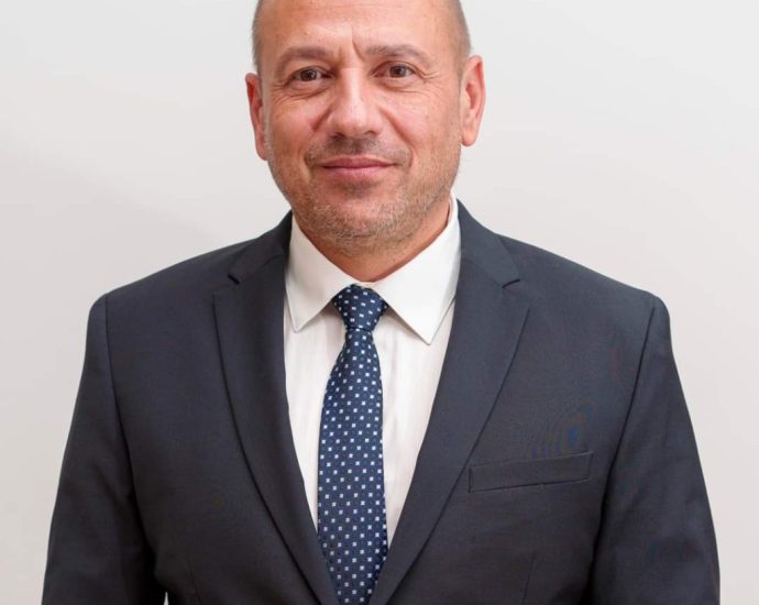 stratsimir petkov2024 Тихо, без много шум, настоящият кмет Петков даде Депото за отпадъци на външна фирма. Също като предшествениците си
