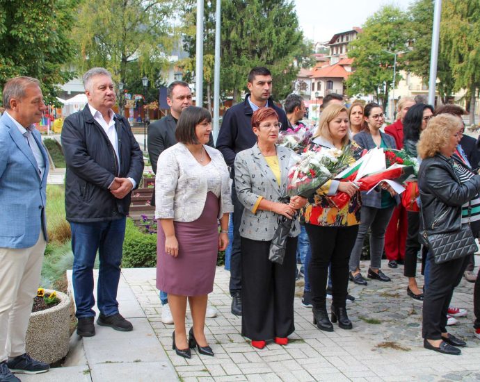 teteven toma 1410241 3 С тържествена програма бяха отбелязани 169 години от рождението на активния обществен деец и крупен дарител – тетевенецът Тома Васильов