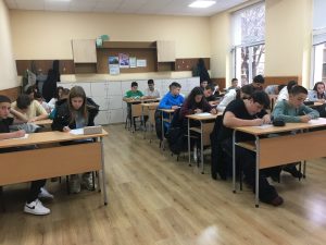 deca sad 1411241 2 Магистрат от Окръжен съд – Ловеч обясни на седмокласници как се решава съдебно дело