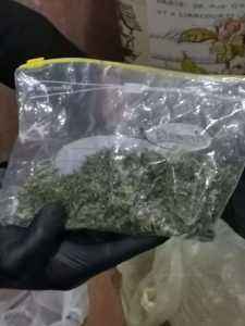 droga 2211241 2 Жител на с. Торос е задържан за притежание на наркотични вещества - 22 грама метамфетамин и 60 грама канабис