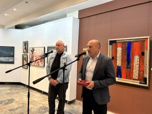 esenen salon 1411241 3 В изложбена зала „Вароша“ са подредени живописни работи, скулптура и приложни изкуства в Есенен салон 2024