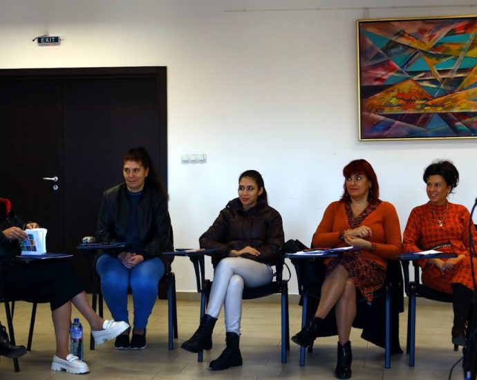 obuchenie troyan 611243 В Туристически информационен център Троян се проведе обучителен семинар за педагогически специалисти в общината на тема „Как да превърнем класа в екип“
