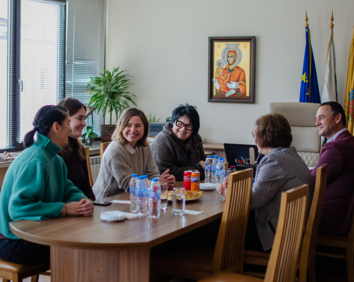 troyan sreshta 2511242 Международният директор и ръководителят на международни партньорства на френското кулинарно училище Ferrandi Paris посетиха Община Троян