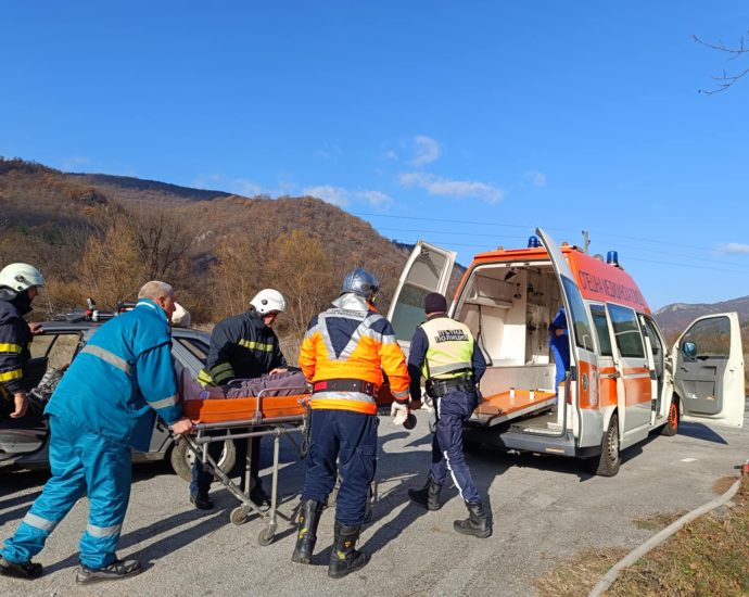 uchenie teteven 2711241 4 Утре от 10:00 до 13:00 часа ще бъде изцяло затворен участъкът по ул. „Търговска“ – от разклона за алея „Баш бунар“ до пресечената скала