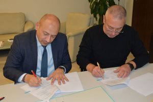 dogovor osvetlenie 412241 Подмяната на уличното осветление на 22 села от община Ловеч ще струва 1 085 696,62 лв. с ДДС