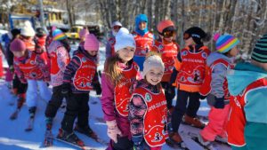 ski troyan deca 1301251 5 За шеста поредна година ще бъде осигурено безплатно обучение по ски на деца в начален етап на обучение в община Троян