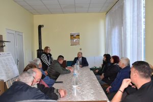 sreshti sela 2801251 3 Кметът на Община Ловеч Страцимир Петков прави срещи с жителите на селата за Стратегията за развитие на населените места в Община Ловеч