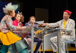 teater lovech 2301251 2 Втората театрална премиера за новата година на Драматичен театър "Борис Луканов" - Ловеч, е комедията