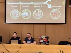 lekcia reciklirane 1202251 2 Рециклиране на текстил: Втори живот за стари дрехи