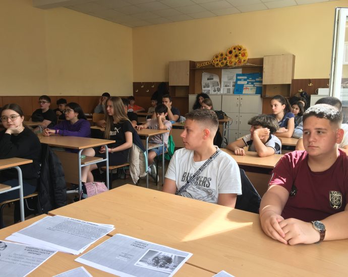 deca sad programa 1403251 1 Магистрат и ученици проведоха дискусия за опасностите в интернет пространството