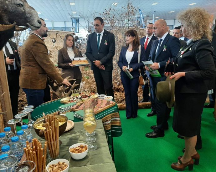 gorski izlojenie 2703251 1 ДЛС “Русалка” и ДЛС “Витиня” представиха СЗДП ДП на 29-то издание на Международното изложение “Природа, лов, риболов“ в Пловдив