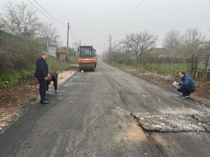 inspekcia pat 2703251 3 Кметът на Община Ловеч Страцимир Петков инспектира напредъка по строително-ремонтните дейности на общински път LOV – 2070
