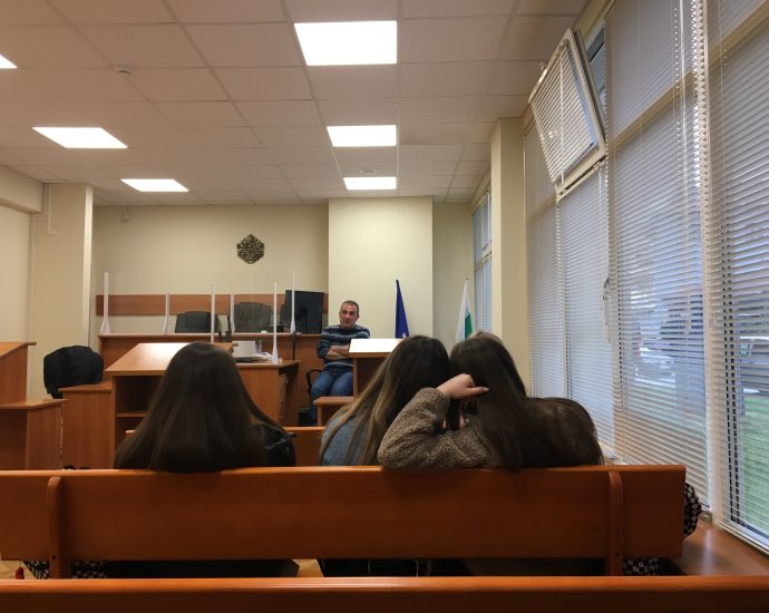 pro progtama 2703251 1 Прокурор към ученици: „Наркотиците няма да решат проблемите ви – ще ги задълбочат“