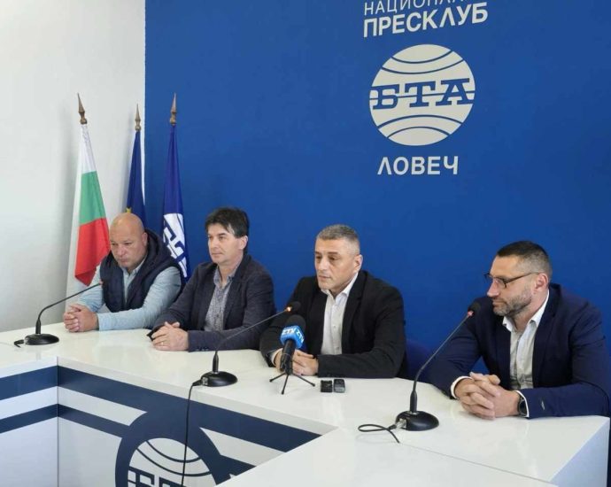 prezidentska 2204251 Мариян Димитров поема ръководството на Гражданския съвет на ГРАЖДАНСКО ДВИЖЕНИЕ ЗА ПРЕЗИДЕНТСКА РЕПУБЛИКА в Ловеч