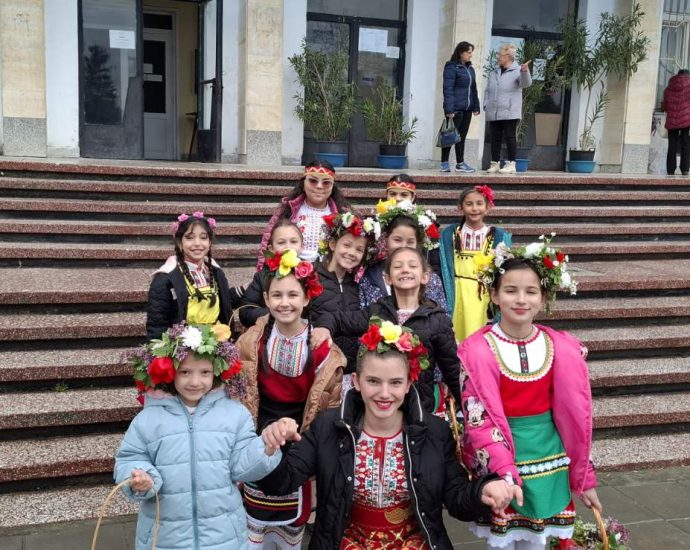 slatina cvetnica 130 3 За първи път от десетилетие, в ловешкото село Слатина бе отпразнуван християнският празник Лазаровден