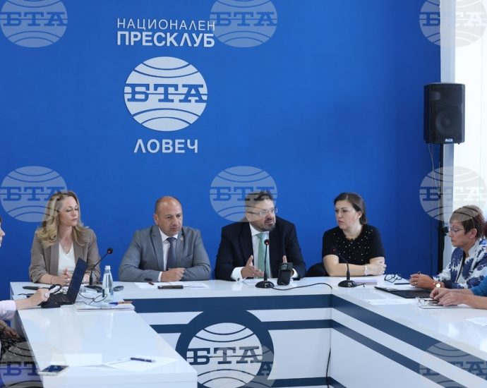 bta zaedno znnie 1205251 3 Политиките на сближаване в ЕС бяха във фокуса на дискусия на местната конференция „Европа на Балканите: Заедно чрез знание“ в Ловеч