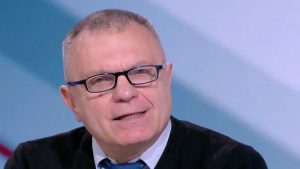 doichev knigi 2805251 2 Обществена дискусия и представяне на книги на доц. д-р Момчил Дойчев в Ловеч
