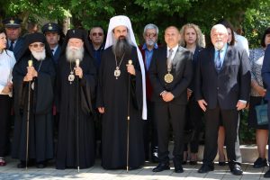 praznik lovech 1105251 4 Ловеч отпразнува своя празник с тържествена литургия и богата официална програма