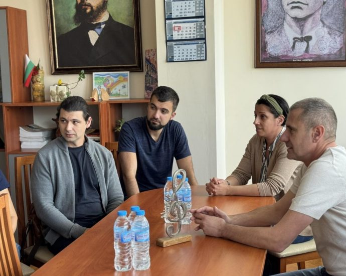 profilaktika grabnachni 1605251 3 512 деца от Троян преминаха безплатни прегледи за гръбначни изкривявания