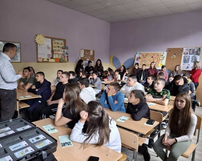 teteven uchenci droga 205251 1 „Не започвай наркотиците! Живей здравословно!“ – Превантивна кампания в училищата на община Тетевен