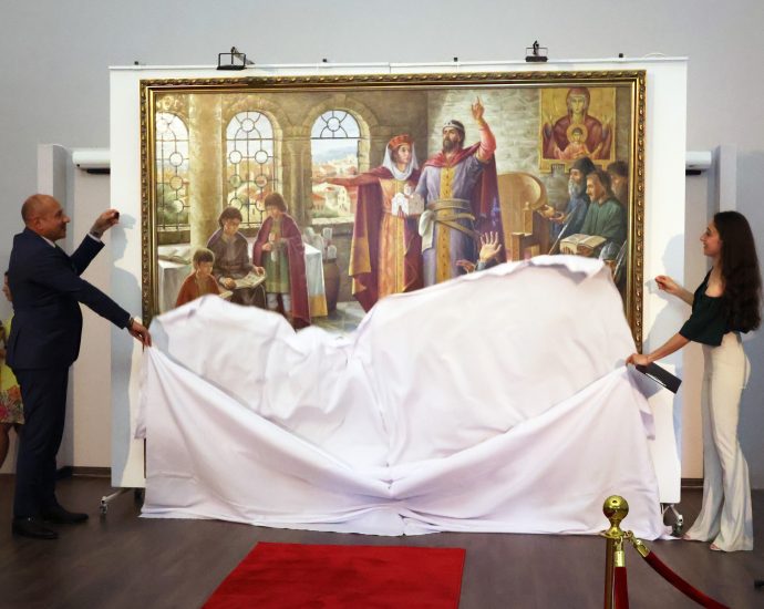 bulgaria chaka 2006251 5 В Ловеч официално беше представена впечатляващата историческа картина „1331 г. – България ни чака!“