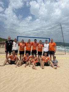 plajen handball 1106251 3 Юношите на „Осъм“ с трета поредна титла по плажен хандбал край морето