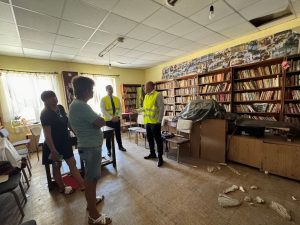 remont chitalishte 308251 Кметът на Ловеч инспектира ремонта на читалището в село Йоглав
