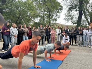 den sport lovech 290925 4 Учениците в Ловеч отбелязаха Европейския ден на спорта с игри, предизвикателства и клубни демонстрации