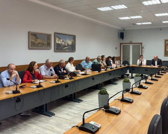 obs kmet voda 209251 Работна среща в Ловеч: опасност от водна криза заради амортизирания водопровод „Черни Осъм“