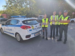 patna bezopasnost 220925 3 „Акция пътна безопасност“ в Ловеч: Децата призоваха шофьорите към внимание на пътя