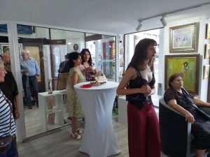 арт галерия мостове изложба 2309251 14 „Полетът на цветовете – млади гласове в изкуството“ оживя в Ловеч