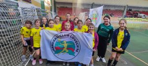 handball lovech 241125 1 Малките хандбалистки на ХК „Ловеч 98“ с две противоположни лица през турнирен уикенд